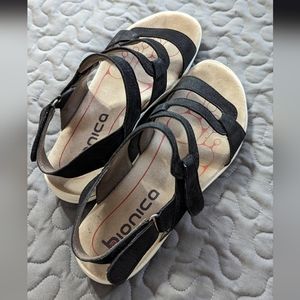 Bionica sandals ladies size 9